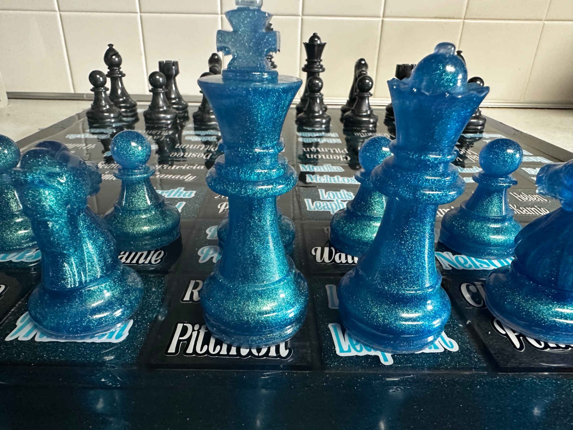 Sovereign Sapphire Glitter Chess Set